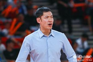 如何評價??張慶鵬執(zhí)教天津男籃3個賽季：41勝81負(fù) 勝率33.6%