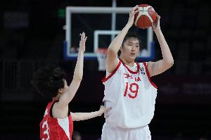 媒體人：張子宇韓旭的雙塔來(lái)了 這不是即興之舉 宮魯鳴真敢嘗試啊