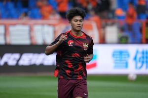 青春風暴！19歲蒯紀聞&李新翔合造2球助海港全取3分 持續(xù)爭冠腳步
