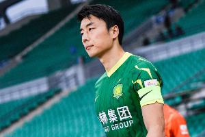李磊：目標超越周挺的299場，很想在本賽季隨國安拿下中超冠軍