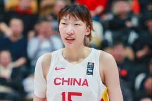 繼續(xù)擴大優(yōu)勢！中國女籃第三節(jié)30-25凈勝5分 前3個單節(jié)都在贏分