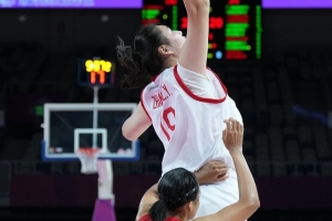 付政浩：張子宇高舉高打打法讓人望而生畏 日本女籃只能仰天嘆息