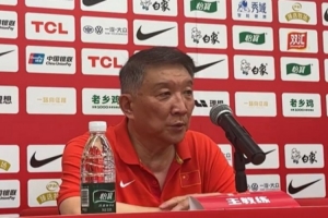 宮魯鳴：張子宇是未來(lái)之星 成年組更激烈&她身上已經(jīng)青一塊紫一塊
