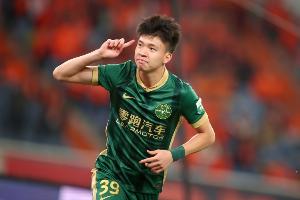 67分鐘傷退??王鈺棟本場(chǎng)數(shù)據(jù)：2射2正1進(jìn)球 2關(guān)鍵傳球 評(píng)分7.9