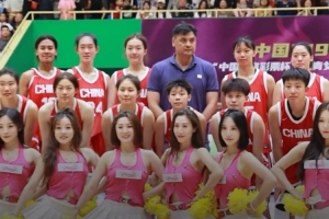 劉玉棟寄語U19女籃：堅(jiān)定你們的信念 相信未來一定會(huì)綻放光芒