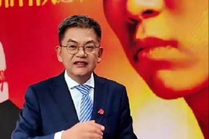 蘇群：瀚森被選上對(duì)中國(guó)男籃士氣有提升 希望男籃借此騰飛