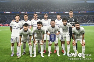紛擾中堅(jiān)守初心 困境中繼續(xù)前行  勝人者有力，自勝者強(qiáng)。