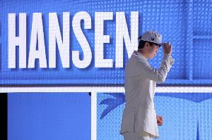 楊瀚森發(fā)博：我的征程才剛剛開始 你好NBA 我叫Hansen Yang