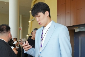 曾表示希望外界認(rèn)可??選中后覺(jué)得自己棒不棒？楊瀚森：有點(diǎn)牛了