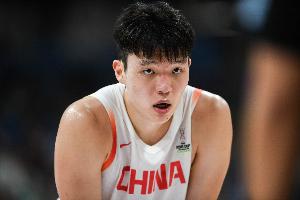 歷史時刻??????中國球員楊瀚森在首輪第16順位被開拓者選中