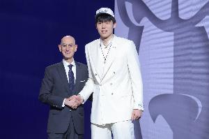 楊瀚森16號(hào)秀??今年NBA選秀贏家、輸家大討論！吧友們點(diǎn)評(píng)一波