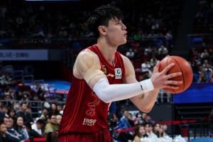 曾凡博將加盟籃網(wǎng)？小曾工作室回應(yīng)：目前NBA事宜尚未有詳實(shí)進(jìn)展