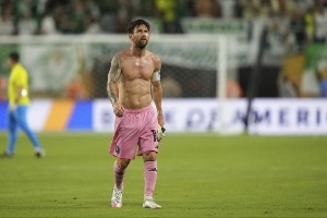 背負太多！TA：梅西被FIFA生拉硬拽進世俱杯 竭力扛起了國際足聯(lián)