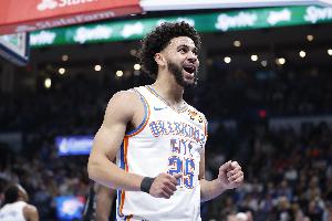Shams：雷霆拒絕阿杰伊-米切爾球隊選項 將簽3年接近900萬新合同