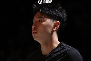 ??賽季十大受傷時(shí)刻：三位“0號”跟腱重傷 歐文&小崔ACL之殤