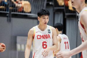 內(nèi)外開花！崔新泉半場5中4貢獻9分 三分2中1