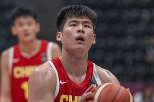 麥穗豐：陳家政可能是中國U19男籃在世界杯的最大收獲 得分穩(wěn)定