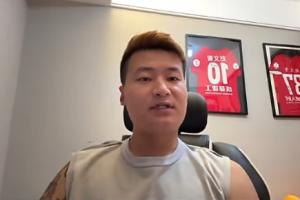 前成都球員趙文智討薪：欠我的工資沒(méi)給，還說(shuō)多發(fā)30多萬(wàn)要起訴我