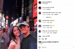 ??????????俊男靚女！內(nèi)維斯曬與明星女友夜游紐約合照