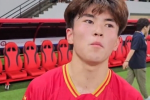 創(chuàng)“蘇超”最快進球紀(jì)錄，17歲學(xué)生寇程：爭取畢業(yè)后能上蘇州大學(xué)