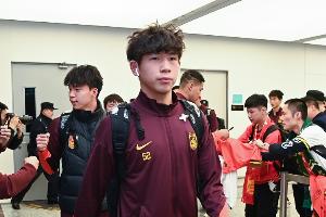 滬媒：申花備戰(zhàn)陣容不完整，出戰(zhàn)東亞杯的劉誠宇、陳晉一出現(xiàn)傷情