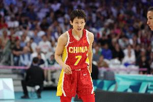 太穩(wěn)了！隊長楊力維6中5高效拿下13分2板3助1斷