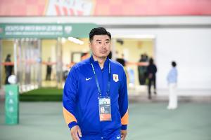 魯媒：泰山隊(duì)將于17日前往大連，預(yù)計(jì)超1500名球迷現(xiàn)場為球隊(duì)助威