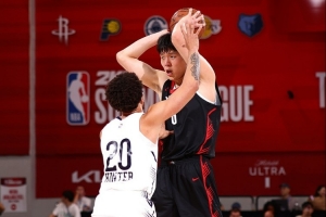 季孟年：教練組應該挺滿意楊瀚森的表現(xiàn) 三分是小楊立足NBA的關鍵