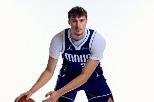 NBA我來了！狀元弗拉格定妝照出爐??