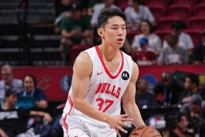 王健：河村想在公牛拿雙向合同可能性很低 參加亞洲杯概率不大