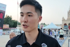 朱松瑋：張慶鵬指導(dǎo)目前最強(qiáng)調(diào)的點是溝通 球場上的呼應(yīng)