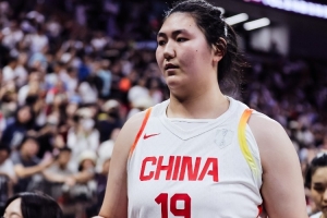媒體人：中國女籃不僅有高度 其實后場的速度也很出色 得結合起來