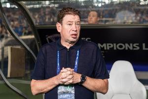 媒體人：斯盧茨基本場更勝一籌，你永遠可以相信替補的于漢超