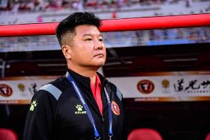 姆本扎彎弓射雕致敬主帥？李金羽：我沒看見，估計(jì)他不太了解我