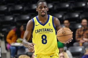 14中8！馬刺夏聯(lián)主帥：加西亞完全有能力立足NBA 他會拿到合同的