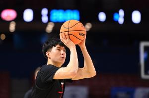 韓國男籃宣布亞洲杯12人名單：李賢重、呂俊錫在列 最高球員207cm