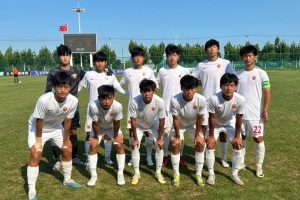 上海海港U17隊(duì)5-1上海申花U17隊(duì)，五輪全勝位居小組積分榜榜首
