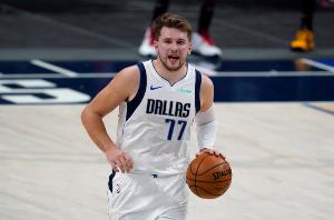 東契奇談往年休賽期：剛來NBA時才18歲 不知道頭四五年該期待什么