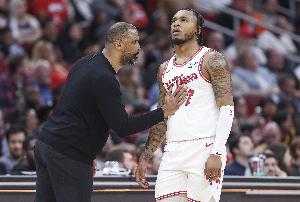 白魔：剛進(jìn)NBA時(shí)沒在防守端投入 但在烏度卡手下不防守就無法上場(chǎng)