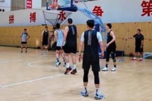山東男籃曬訓練視頻：追風者不等風來 逐夢人無懼山海
