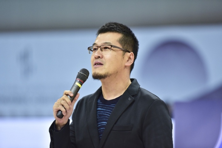 楊毅：中國(guó)裁判問(wèn)題這兩年好多了 錯(cuò)漏判不能成你破壞秩序的理由
