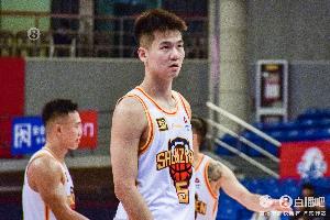 直播吧：深圳男籃與核心后衛(wèi)孫浩欽達成2年的保護合同續(xù)約