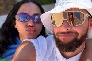 結(jié)婚14周年！庫里深情表白妻子：現(xiàn)在的你比以往任何時(shí)候都美??