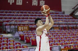 為何在國家隊選擇39號？雷蒙：9是首鋼的9號 3是一家三口