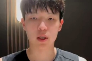 青島是我的主場 現(xiàn)在是你們的！楊瀚森助陣中國小學(xué)生籃球聯(lián)賽