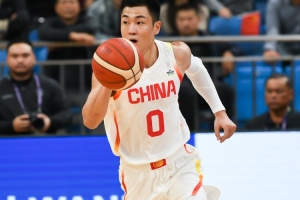 媒體人：高詩巖用自身的防守 證明了郭士強(qiáng)選自己的原因