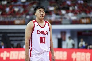 媒體人：首戰(zhàn)有驚無險 王俊杰下半場去哪了 關(guān)鍵時刻還得看趙睿