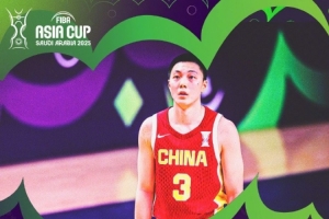 12中6砍17分！FIBA官方曬中國男籃VS印度海報 胡明軒登上封面