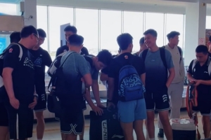 今天青島全隊(duì)抵達(dá)新疆 備戰(zhàn)夏季聯(lián)賽可克達(dá)拉站！