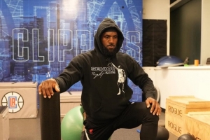 貝弗利：老詹去的是中立場地 其他NBA球員都可以在那里訓練??